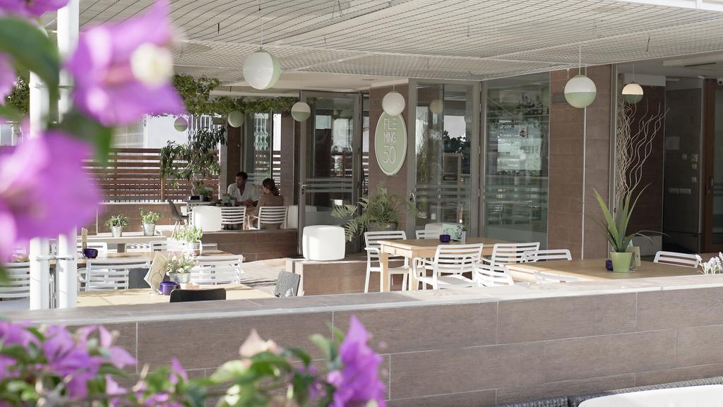 Aparthotel Fleming 50 - Adults Only Sant Antoni de Portmany Exterior foto