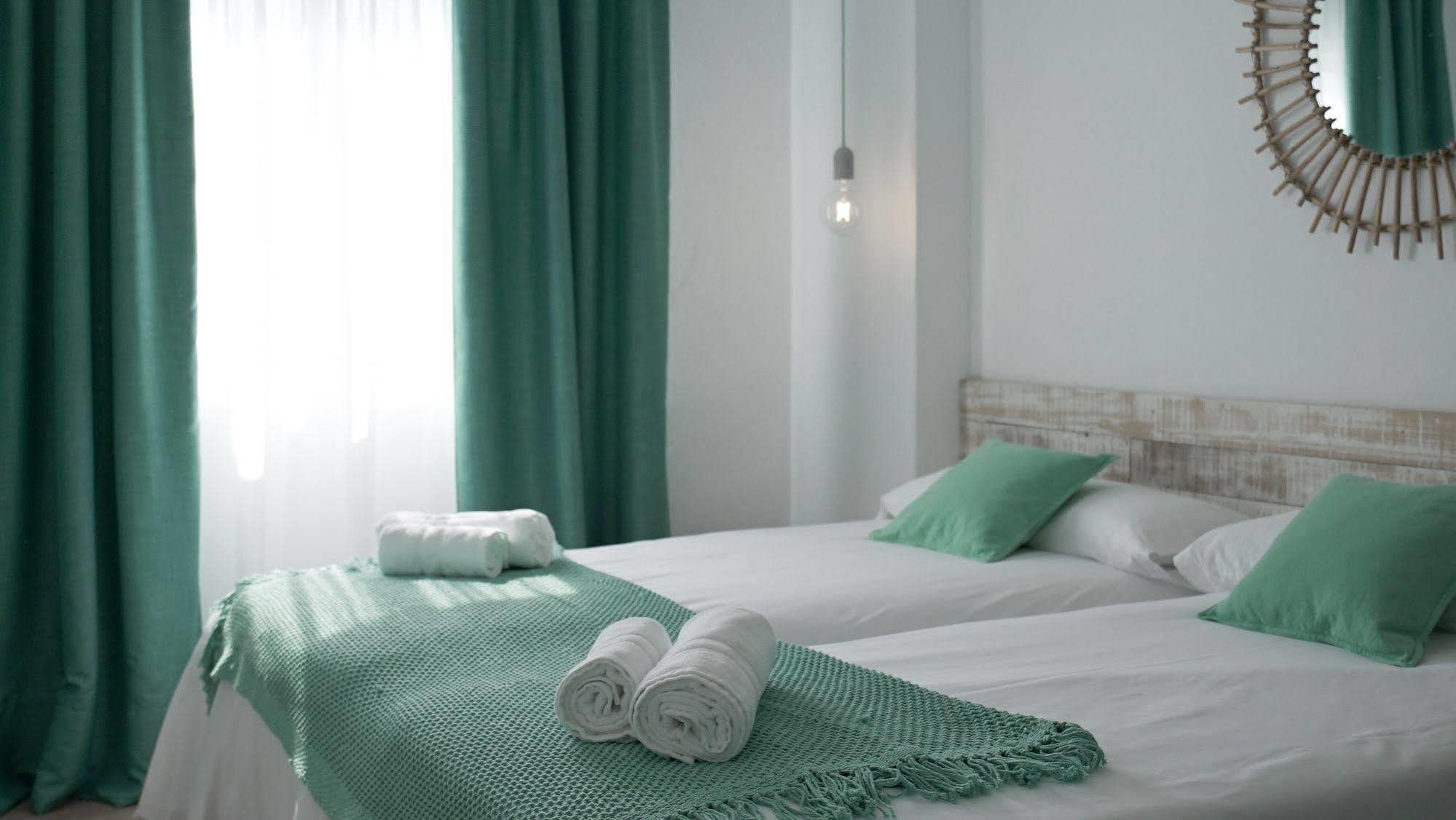 Aparthotel Fleming 50 - Adults Only Sant Antoni de Portmany Exterior foto