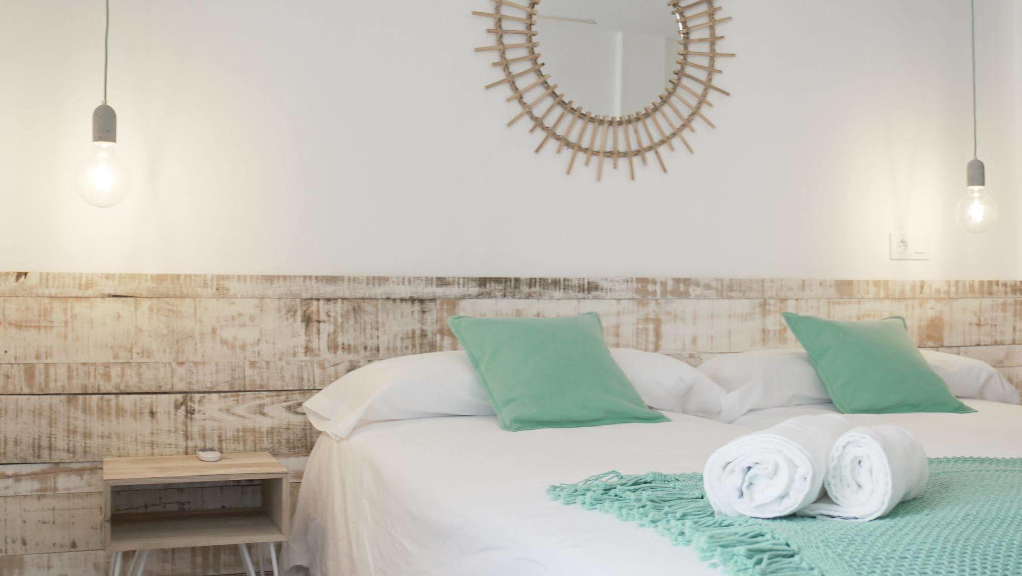 Aparthotel Fleming 50 - Adults Only Sant Antoni de Portmany Exterior foto